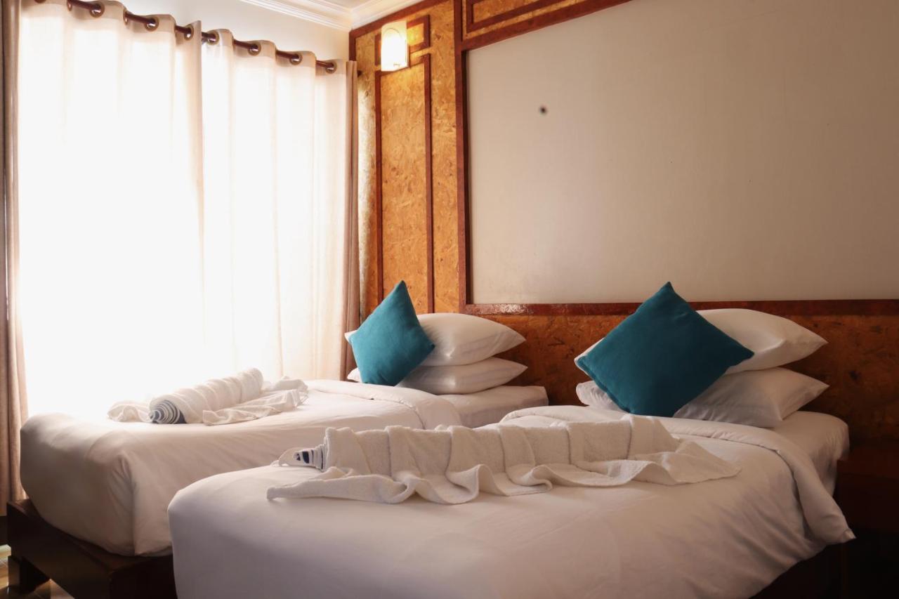 Athens View Hotel Гурайдо Екстериор снимка